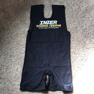 Worn 1x Men’s INZER compression singlet
